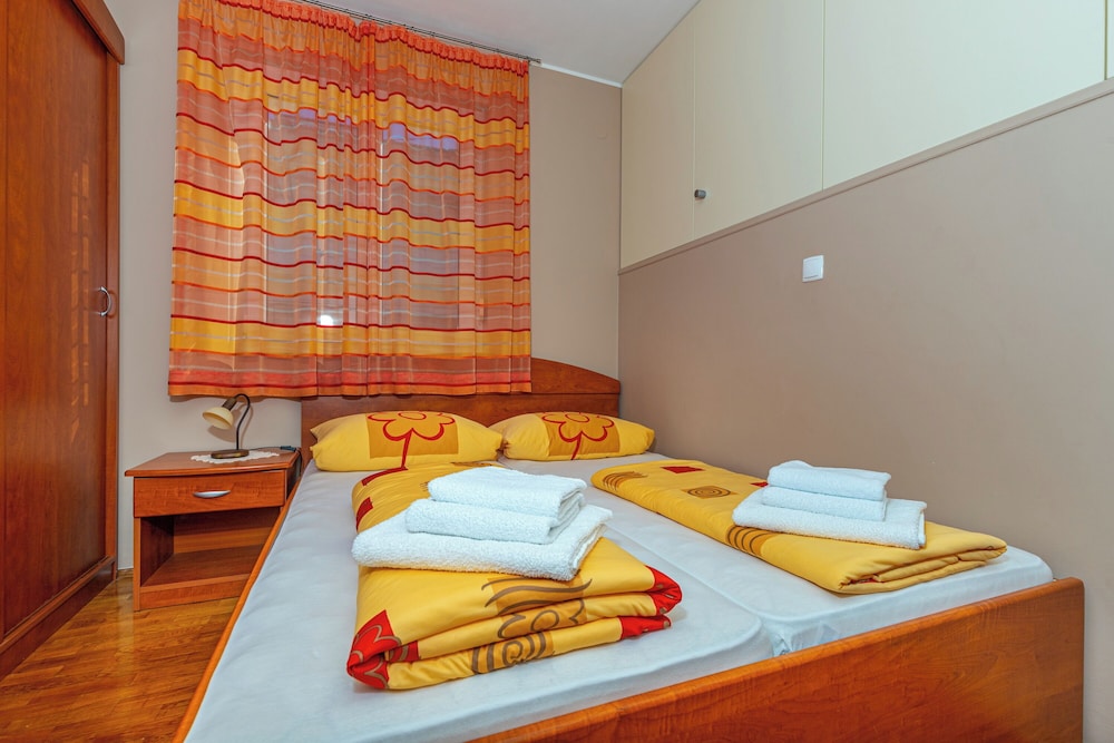 Apartman Mira
