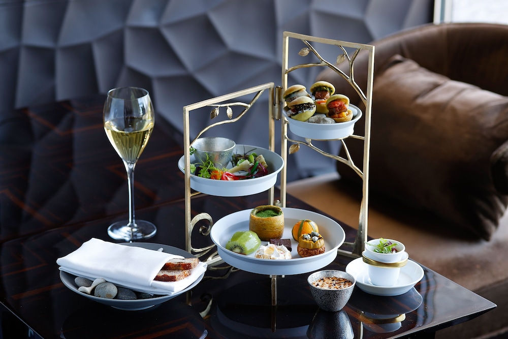 Palace Hotel Tokyo 140
