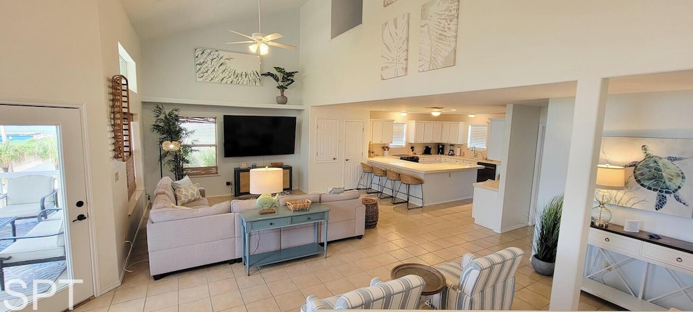 Tranquil Turquoise Retreat