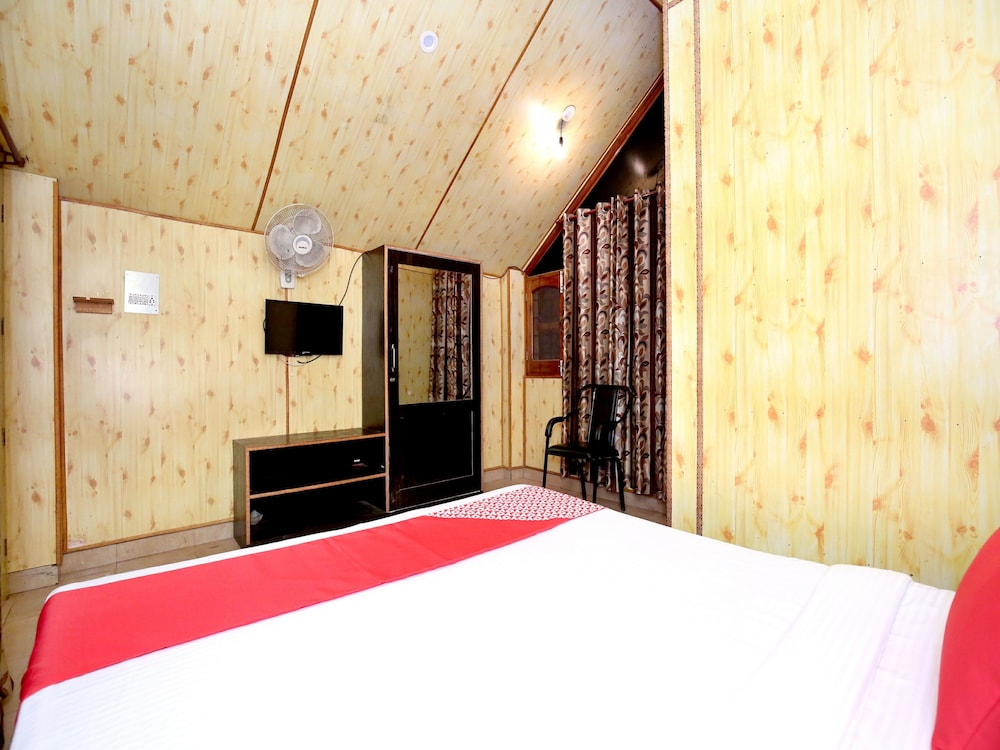 OYO 12223 Home Exotic Hill View Kasauli