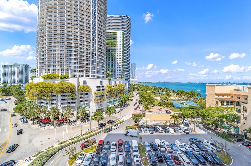 The Grand Biscayne Bay