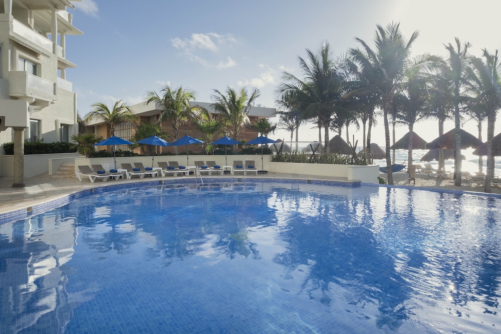 Hotel NYX Cancun All Inclusive