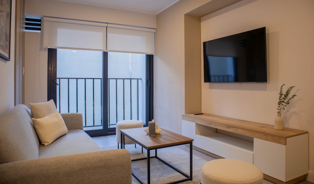 w Stunning 1BR w Terrace in Miraflores