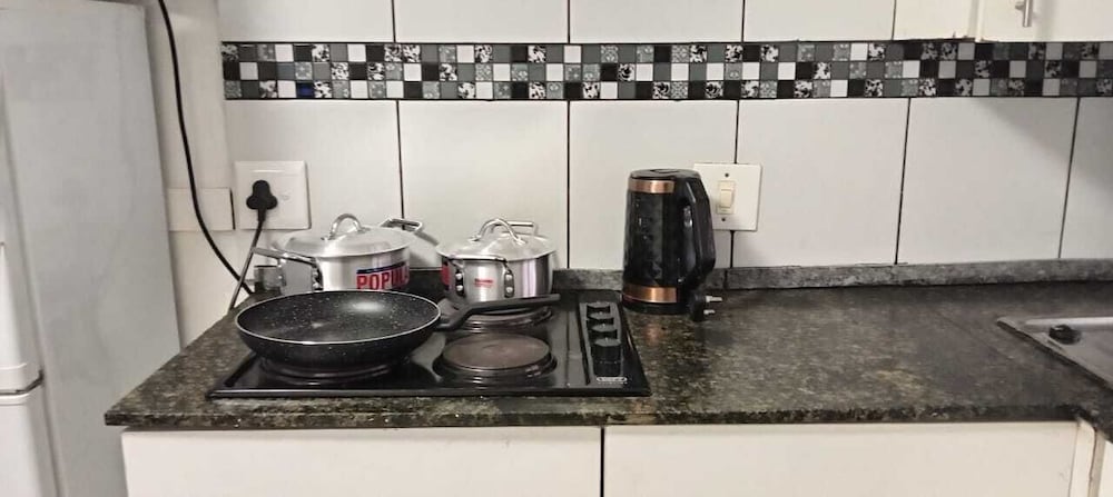 Gold Crown Self-catering Apartment
