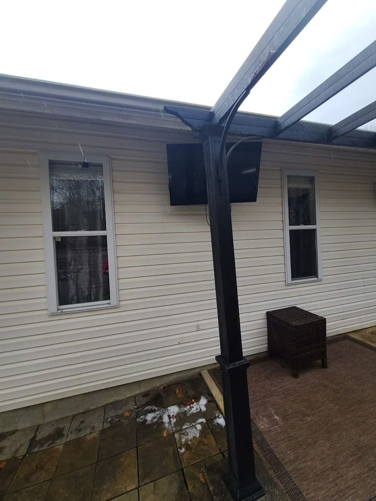 Remodeled and Inviting Free EV Charging Station Level 2
