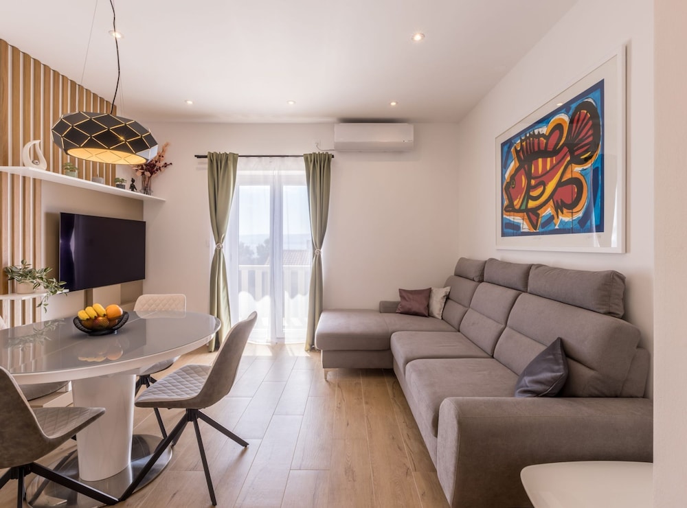 Adriatic Island Sea View Apartments