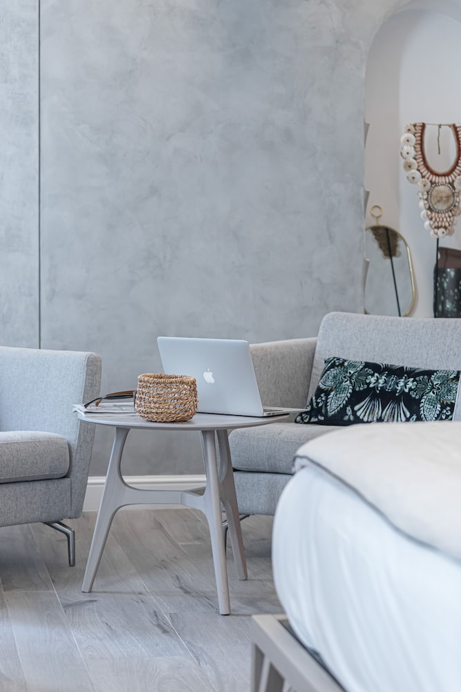 Le Dortoir Boutique Suites