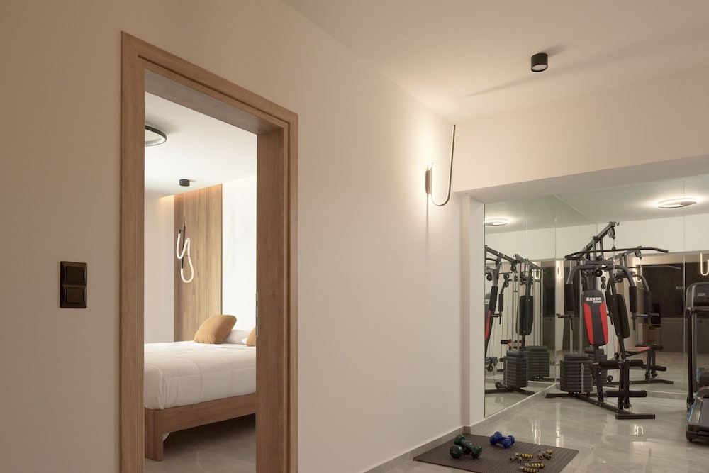 Luxurious Villa Dias With Tennis Court by Estia