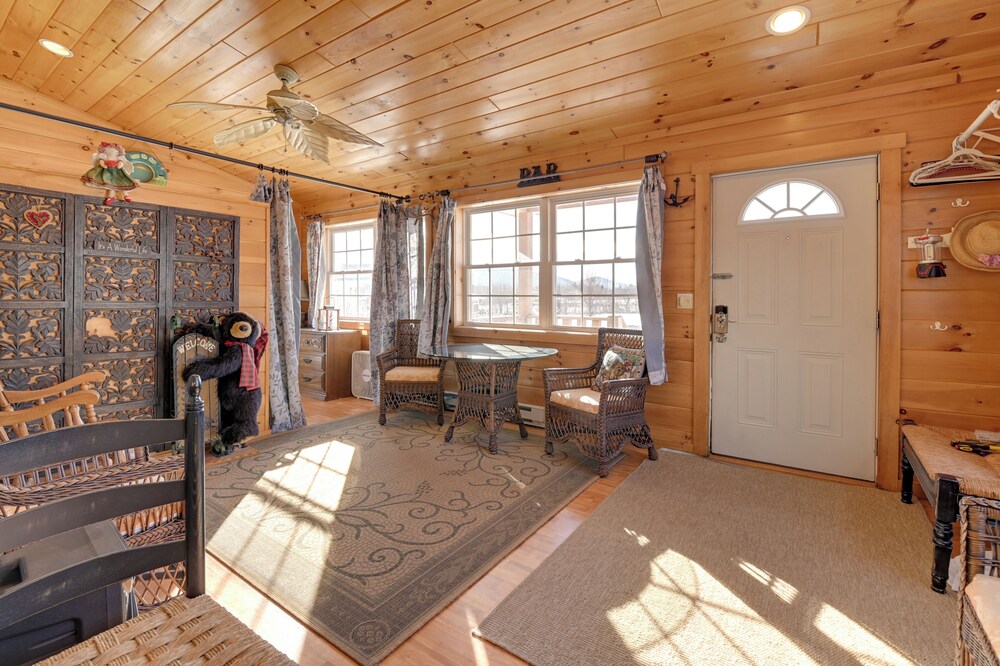 Steps From Lake George! 8-acre Home w/ Dock Access