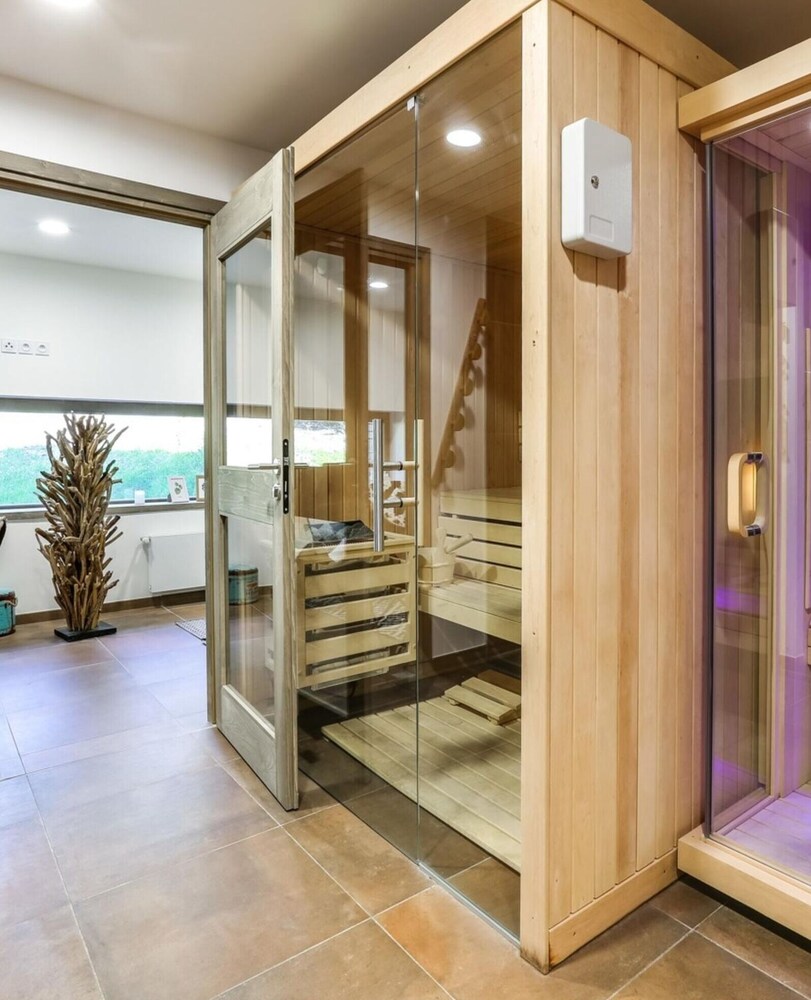 Apartment in La Rosiere With Ski Access