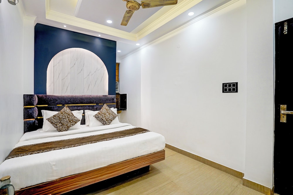 Staybook Hotel Jai Balaji New Delhi Railway Station