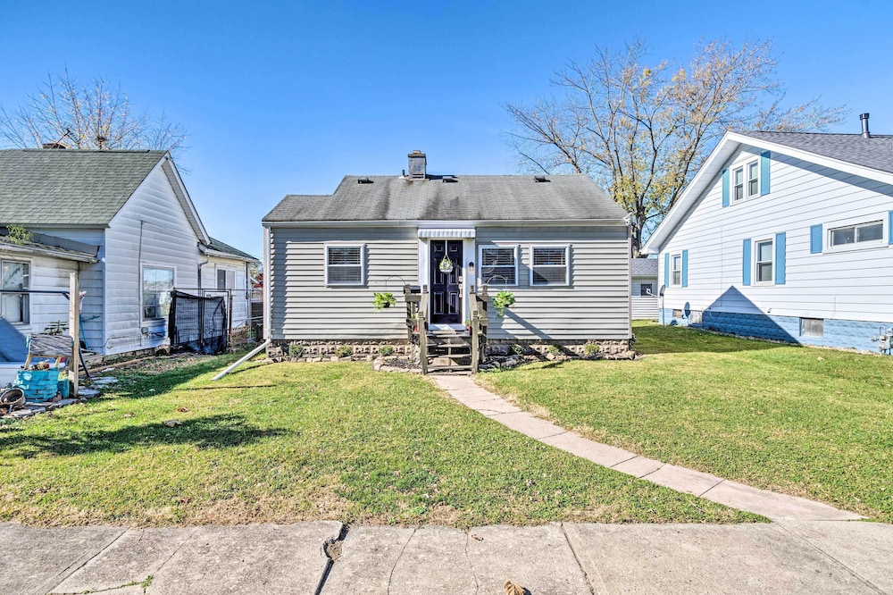 Anderson Bungalow Near University + Downtown!