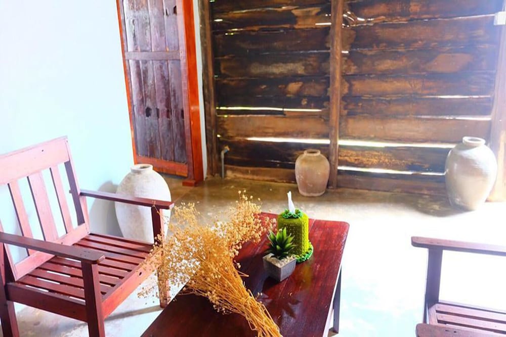 Copa Lanta Guesthouse