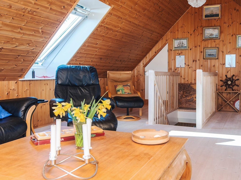 6 Person Holiday Home in Oster Assels
