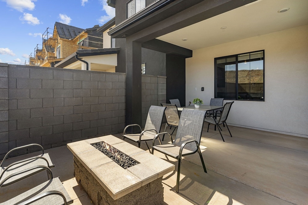 Sand Hollow Serenity 4 Bedroom Townhouse