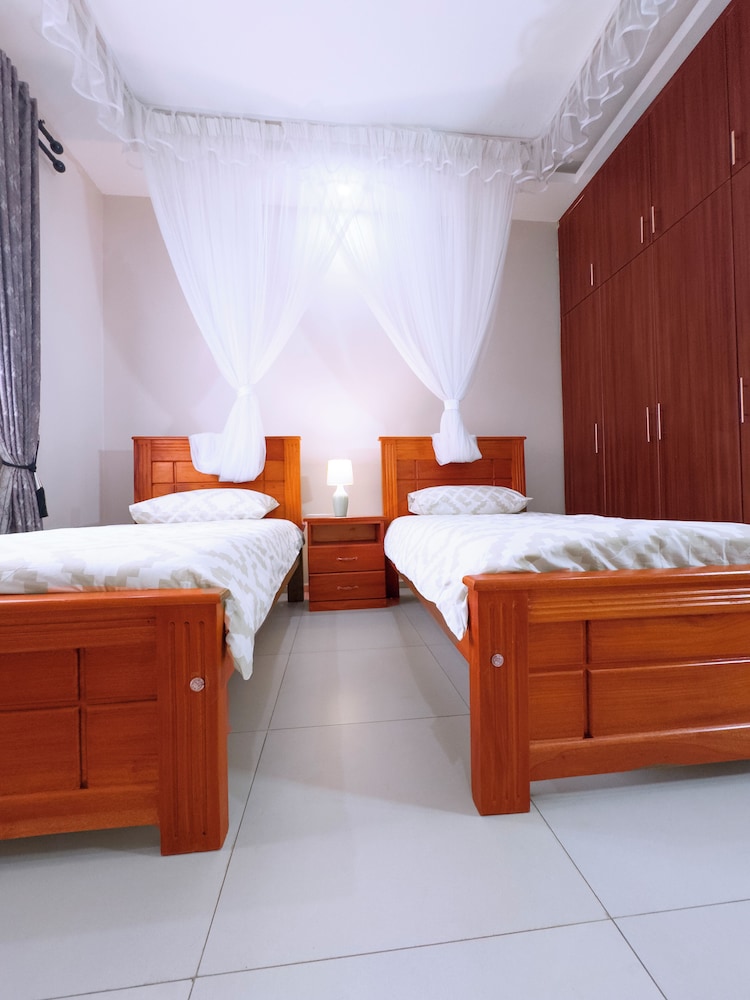 Jay Jay Homes