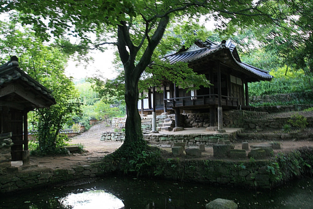 Yi Jin-rae's Historic House