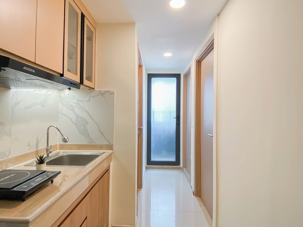 Modern 2Br At Meikarta Apartment Near Aeon Delta Mas