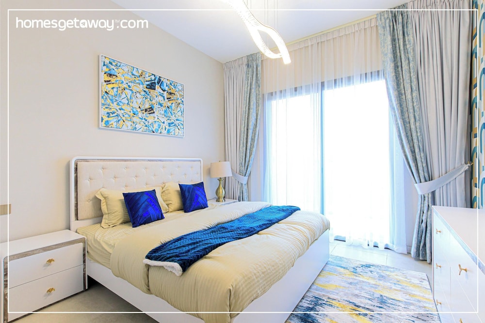 Luxurious 2BR Maids Eleganz Apt