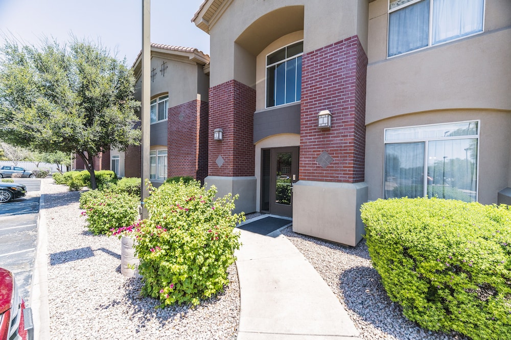 Metro Chandler Extended Stay