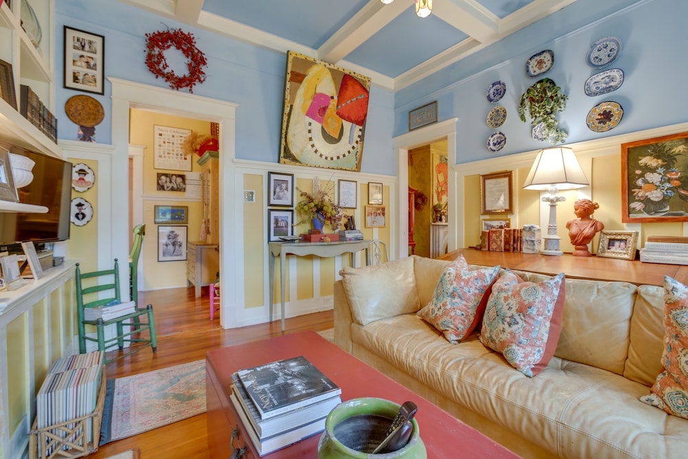 New Orleans Vacations - Lavish New Orleans Haven w/ Private Pool! - Property Image 20