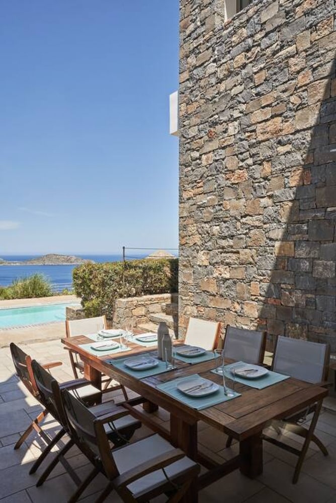 Breathtaking Views 4 Bedroom Villa view 3