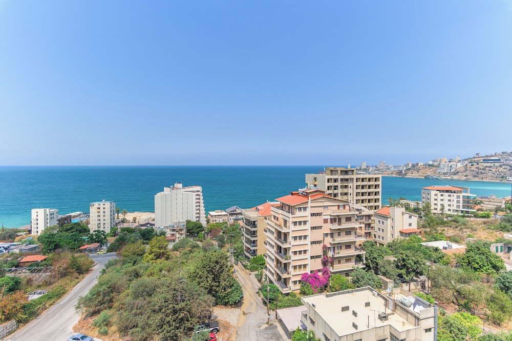 Jounieh Living - Residences by Local Host