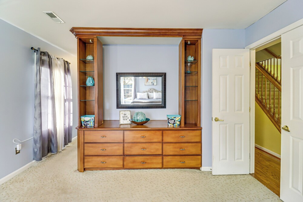 Walk to Lake & Boat Ramp: Central Gem in Annapolis, photo 35