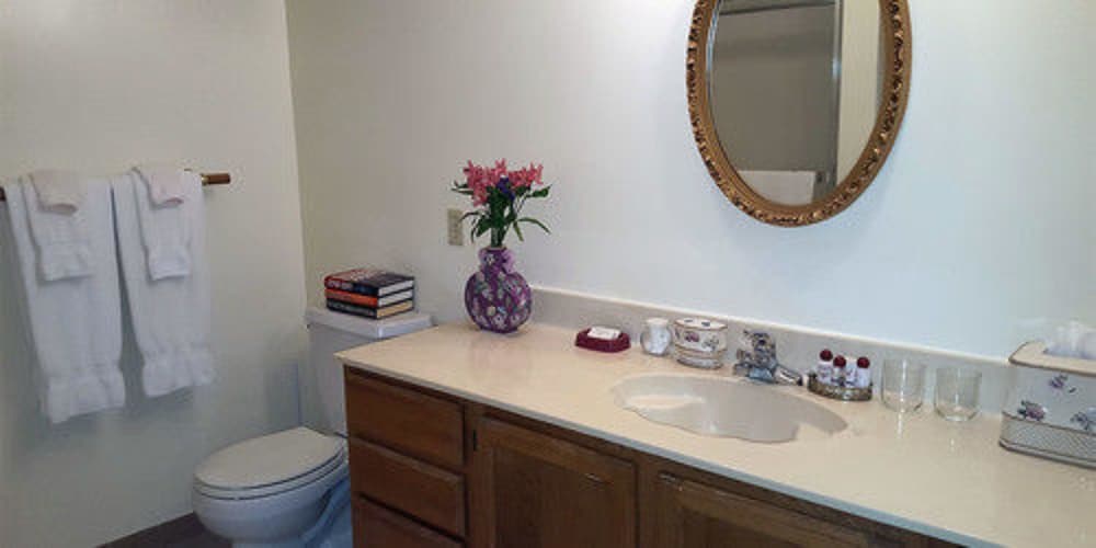Innisfree Boutique Inn By-The-Lake