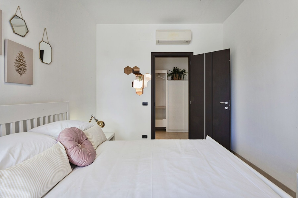Genoa Vacations - Shelley Apartments By Wonderful Italy - Property Image 4