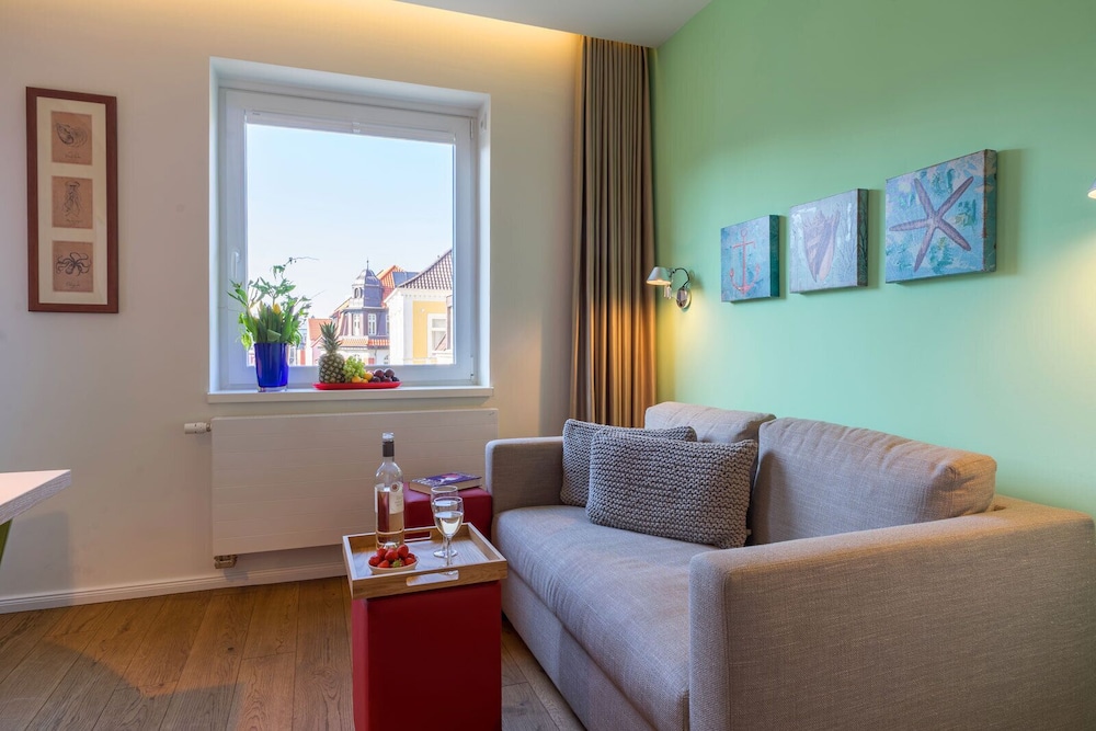 ney.land apartments