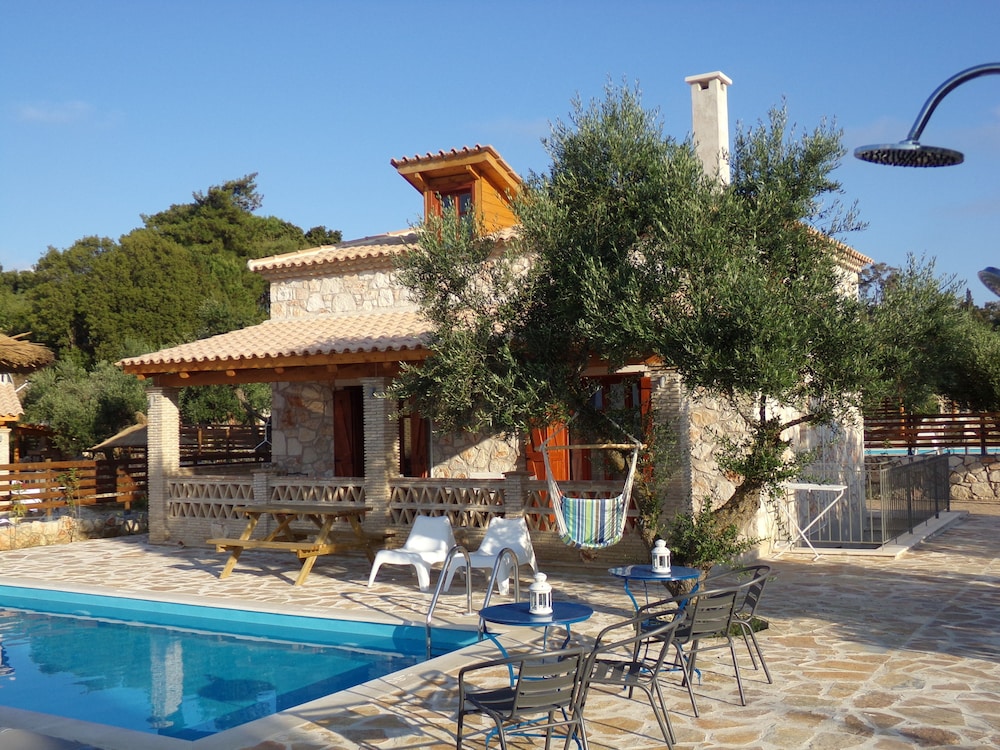 Alegria Villas