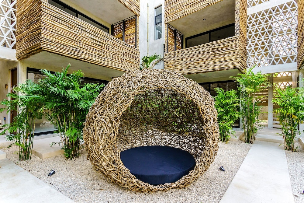 Eco-sustainable Luxury Between Beach Hotspots & Tulum Town by Stella Rentals