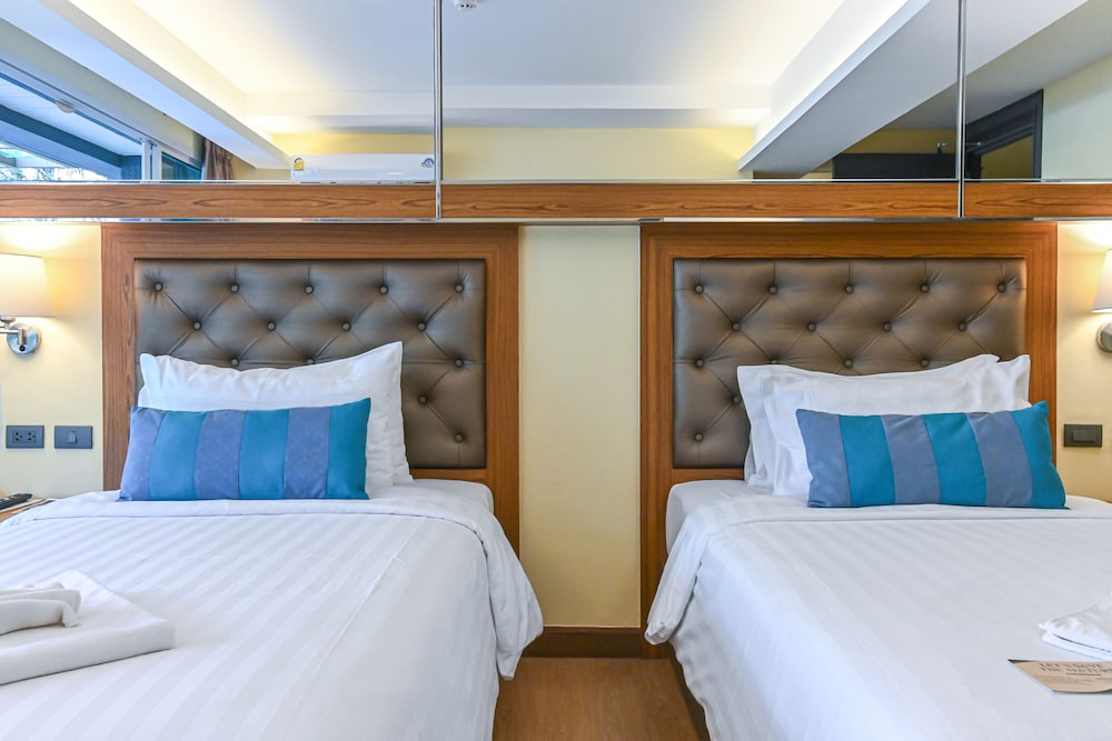 Golden Sea Hua Hin