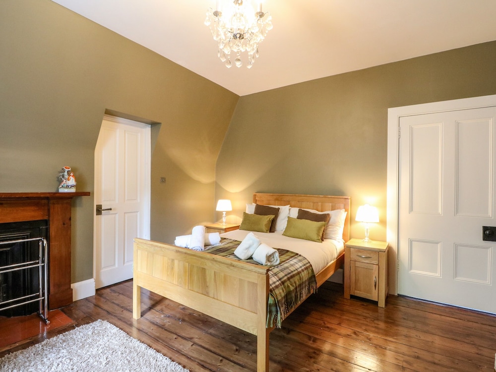 Bearnock Lodge