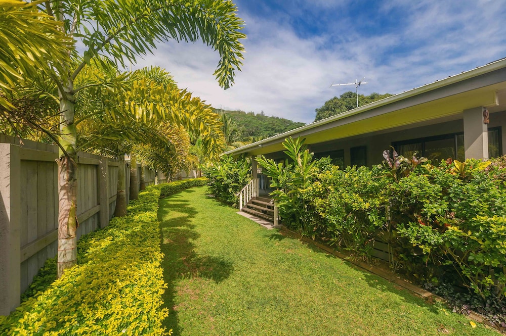 Cook Islands Holiday Villas Blackrock