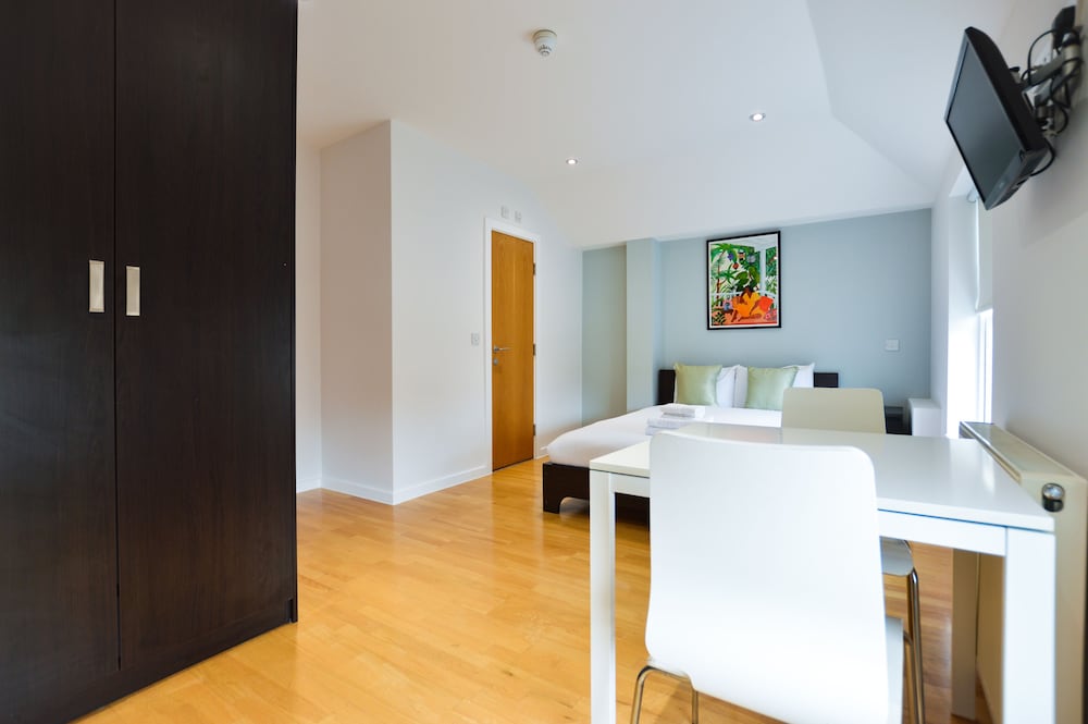 Princes Square Serviced Apartments by Concept Apartments