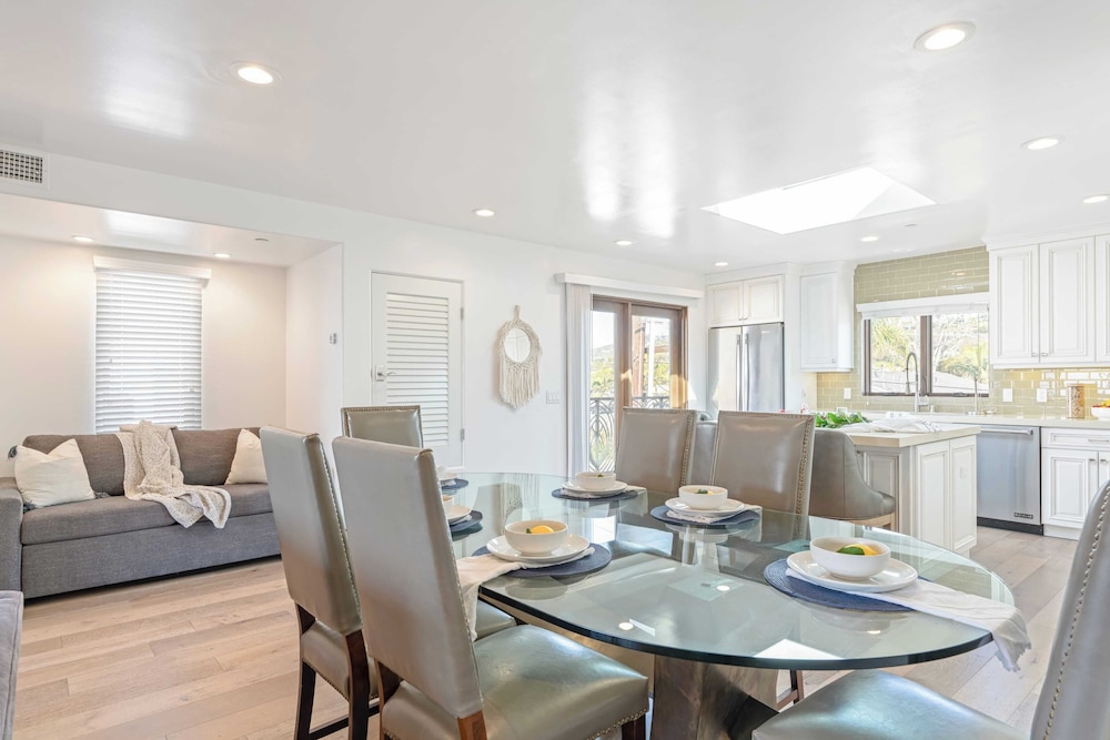 Windansea by Avantstay Private Rooftop Patio, 2 Blocks to Beach & Town