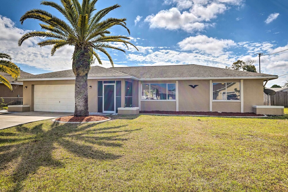 Lanai, Grill & Pets Welcome: Cape Coral Home view 3