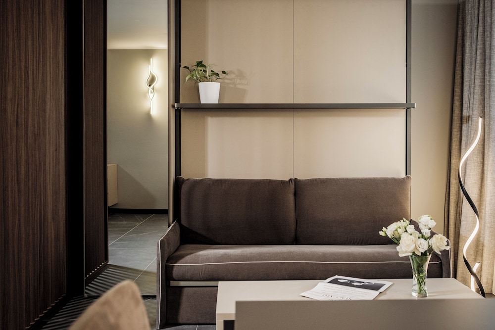 Isabella Suites