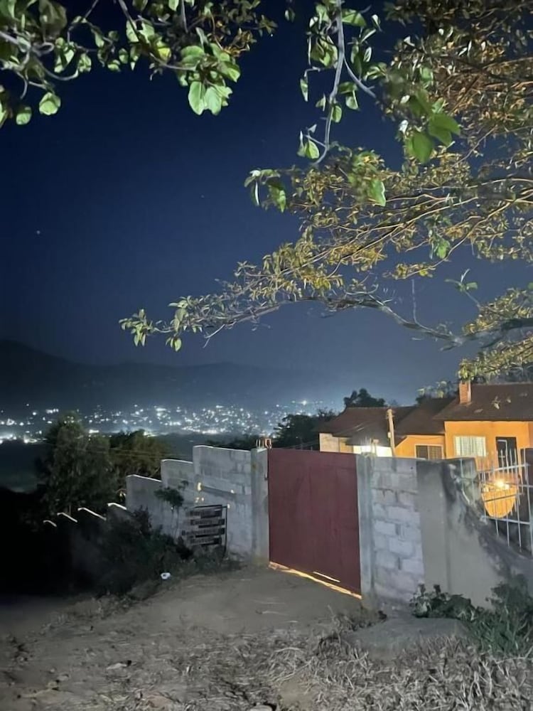 Safari junction backpackers hostel