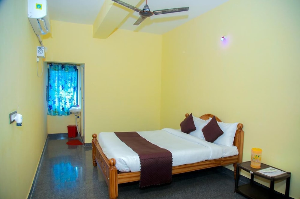 JR Residency