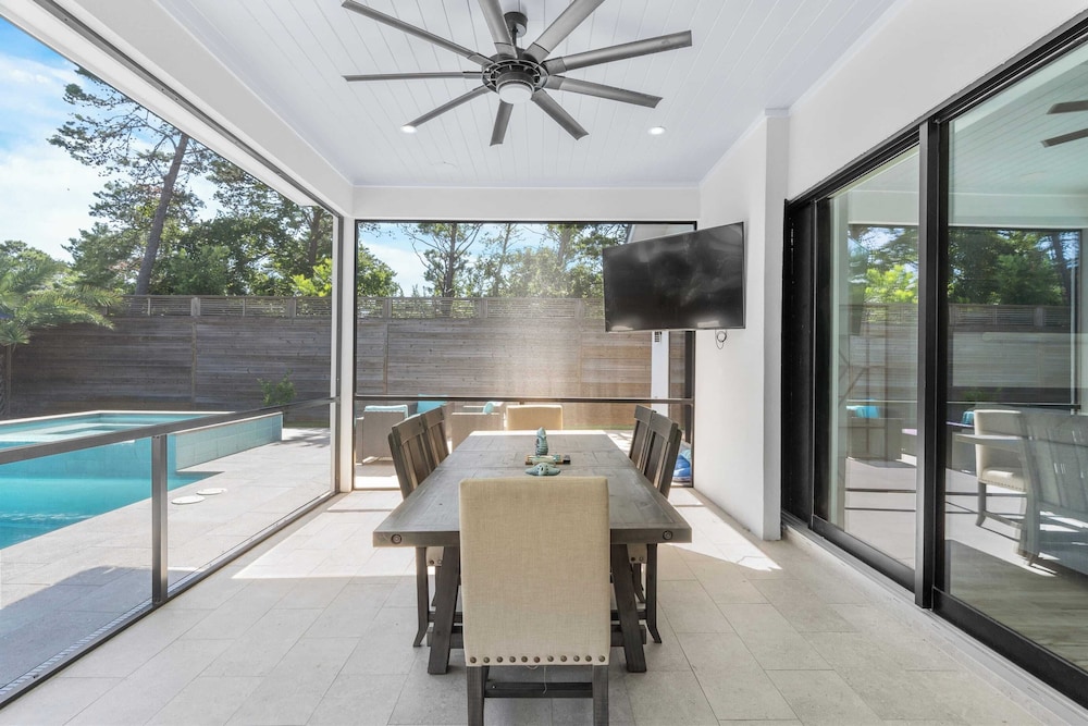 30A Happy by the Sea by Avantstay Pool, Golf Cart, Bikes