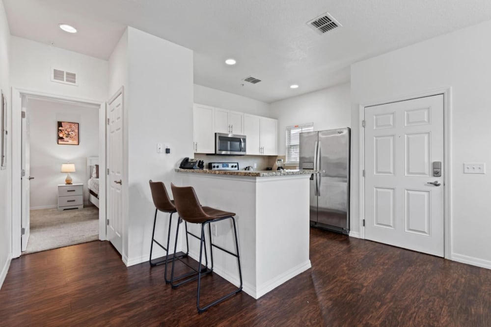 Amazing 4bdr few Miles From Disney - 3210