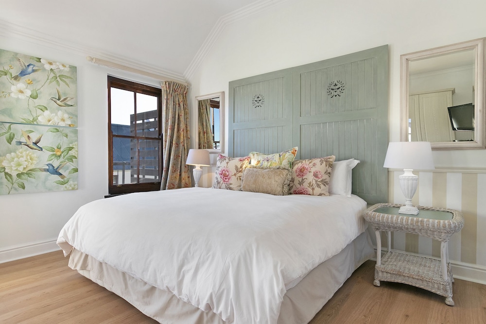 Winelands Golf Lodges at De Zalze