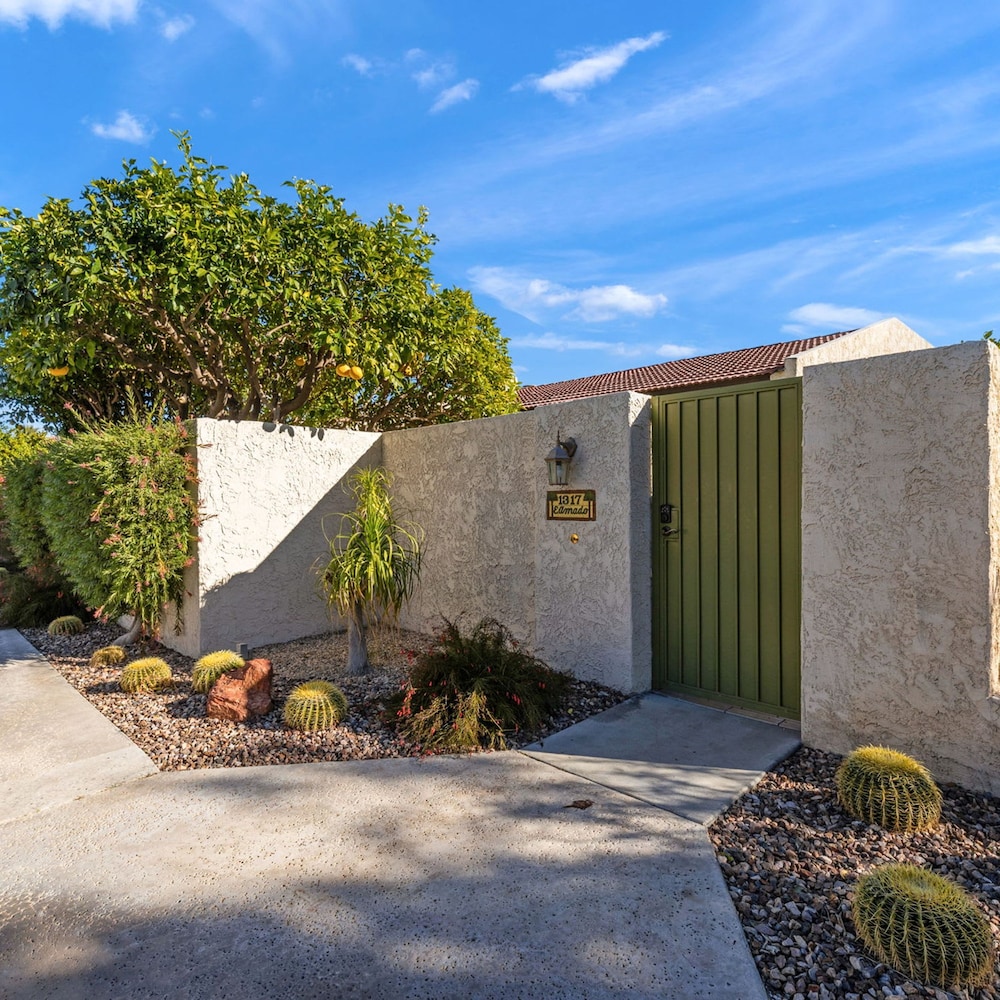 Mountain View Villa in Palm Springs
