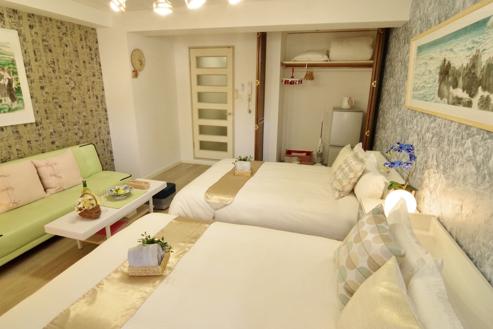 Nipponbashi Art Hotel