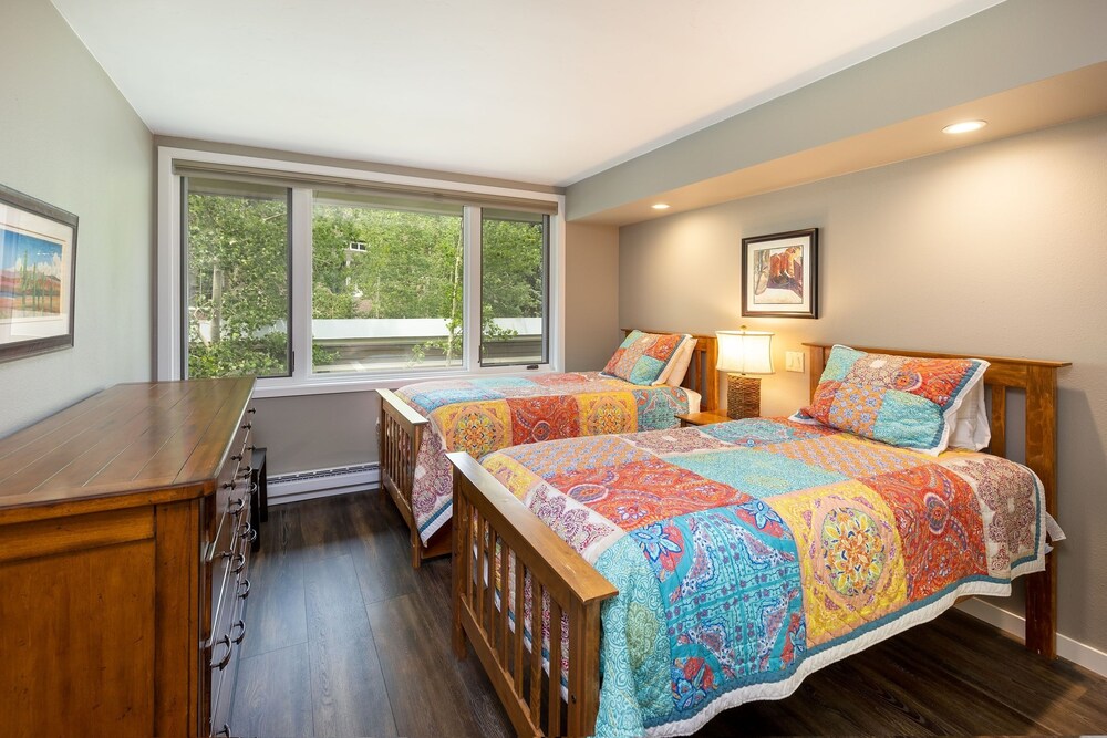 The Pines - Keystone Ski Resort CO Vacation Lodging