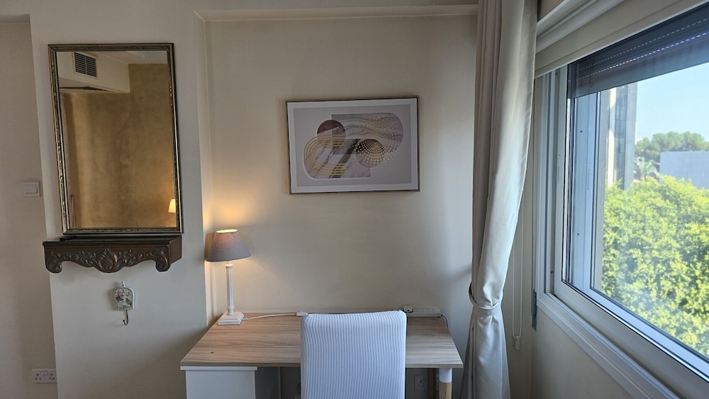 116 NIC 302a - Stay Fantasia Central Suite