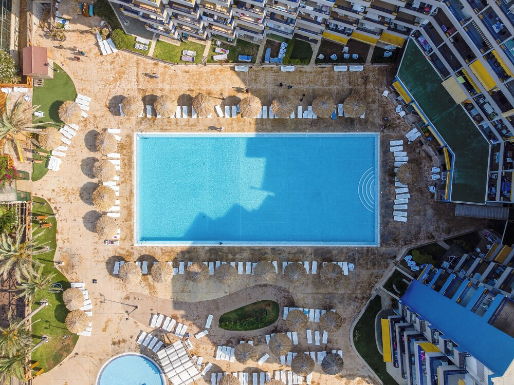 Wave 515 - Getaway Chalet at Sawary Resort Batroun
